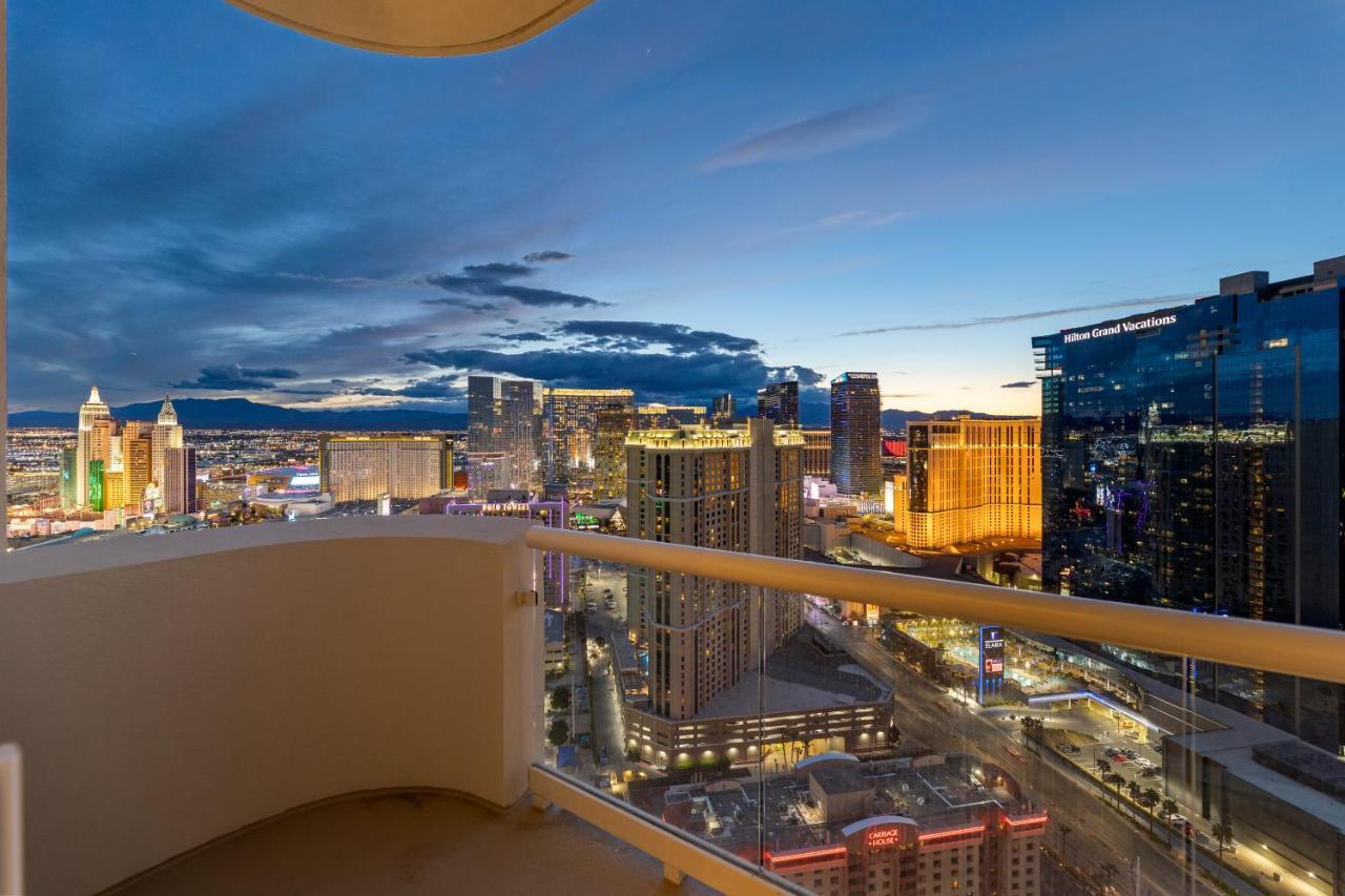 Lucky Gem Penthouse & Luxury Suites At Signature Resort, Balcony Strip View 3505 Las Vegas Exterior photo